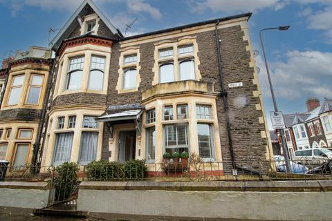 1 bedroom ground floor flat to rent, Hendy Street, Roath, Cardiff