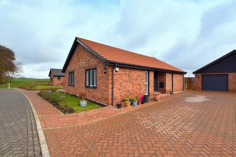 9 Dunningham Drive, Raydon, Ipswich, IP7 5FN