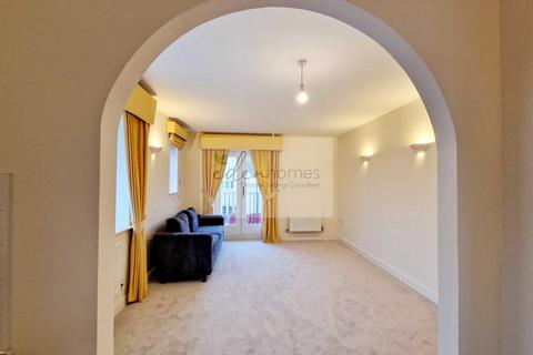 2 bedroom flat to rent, Barcelona Drive, Minchinhampton, Stroud, Gloucestershire