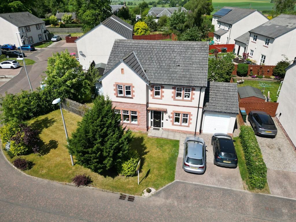 Larghan View, Coupar Angus 5 bed detached house for sale £269,950