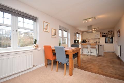 16 Larghan View, Coupar Angus, Blairgowrie, PH13 9FH