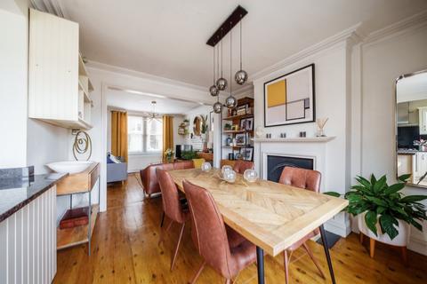84 Addison Road, Guildford, GU1 3QF