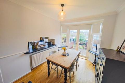 48 Ankerdine Crescent, Shooters Hill, London, SE18 3LQ