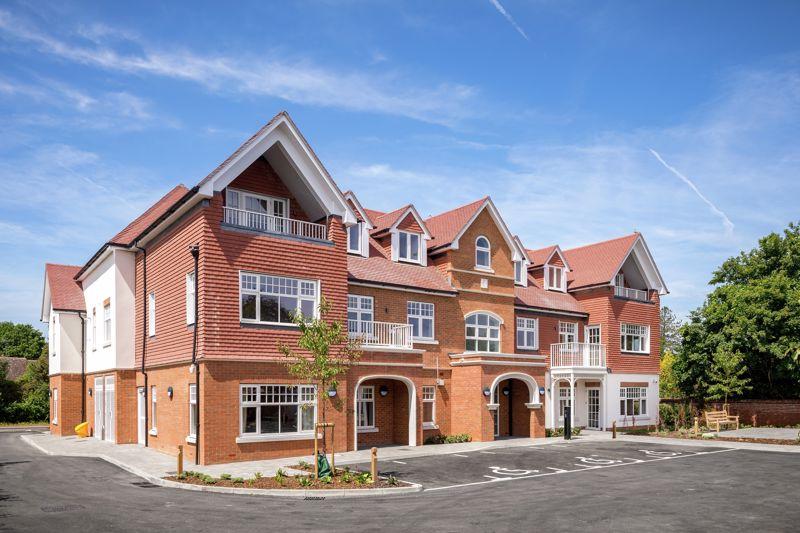 Horsham Road, Cranleigh 2 bed retirement property for sale £665,000