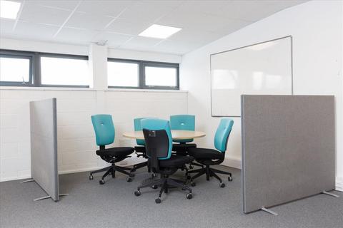 Serviced office to rent, Leafield Industrial Estate,Unit 23, The Hub,