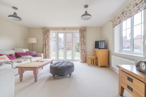 undefined, Edmonton Way, Liphook