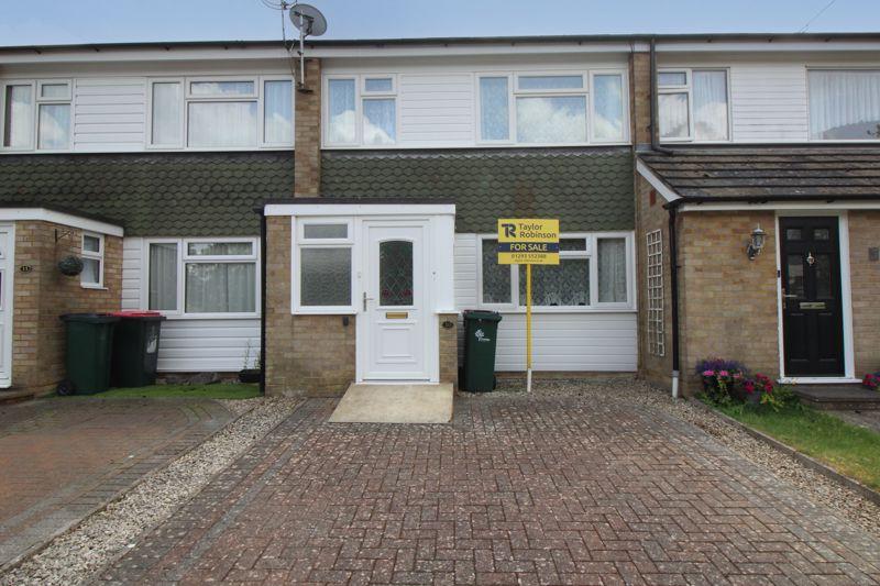 Gossops Green, Crawley 3 bed terraced house for sale £355,000