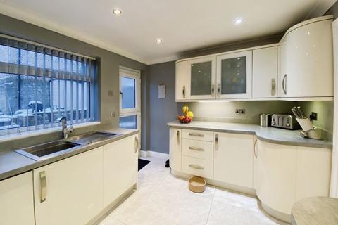 51 Afon Close, New Inn, Pontypool, NP4 0QF