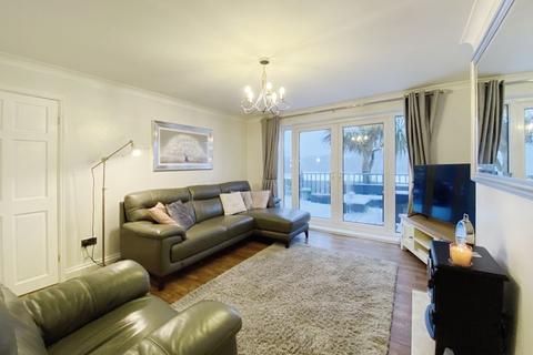 51 Afon Close, New Inn, Pontypool, NP4 0QF