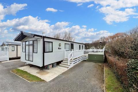 3 bedroom static caravan for sale, HEDGE END, WATERSIDE HOLIDAY PARK, BOWLEAZE COVEWAY, WEYMOUTH