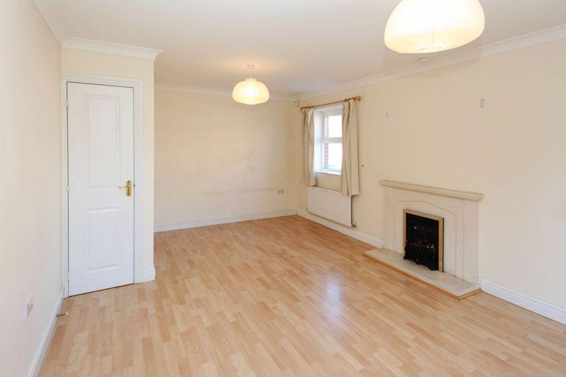 Hunters Gate, Much Wenlock 3 bed detached house £995 pcm (£230 pw)