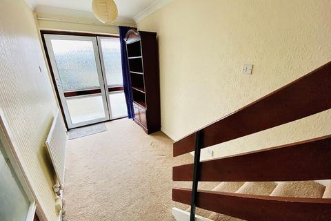 2 Vicarage Road, Formby, Liverpool, L37 1XT