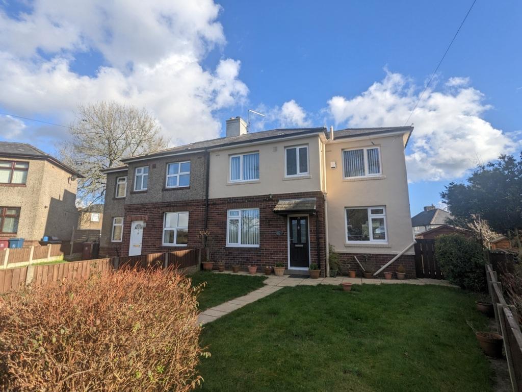 Edisford Road, Clitheroe, Lancashire... 2 bed semidetached house £