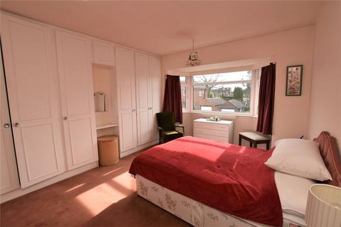 3 bedroom semi-detached house for sale - Kirkwood Way, Cookridge, Leeds