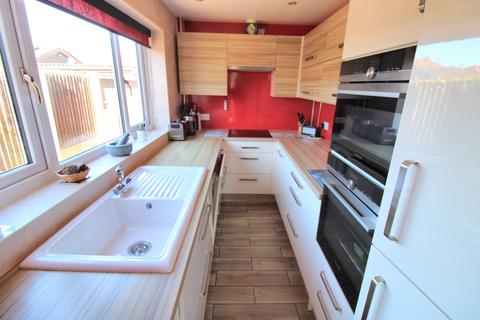 3 bedroom bungalow for sale - Grasmere Road, Morecambe