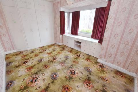3 bedroom semi-detached house for sale - Leysholme Crescent, Leeds, West Yorkshire