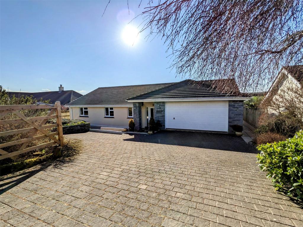 Nanstallon, Bodmin, Cornwall, PL30 4 bed bungalow £600,000