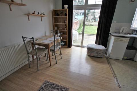 46 Woodbrook Road, London, SE2 0PF