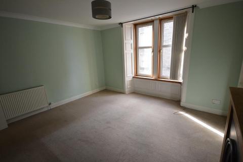 2 bedroom flat to rent, Provost Road, Coldside, Dundee, DD3