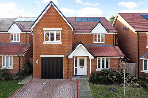 4 bedroom detached house for sale - Heatherfields Way, Whitehill, Hampshire, GU35