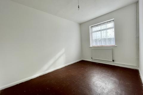 143 Anderida Road, Eastbourne, BN22 0QE