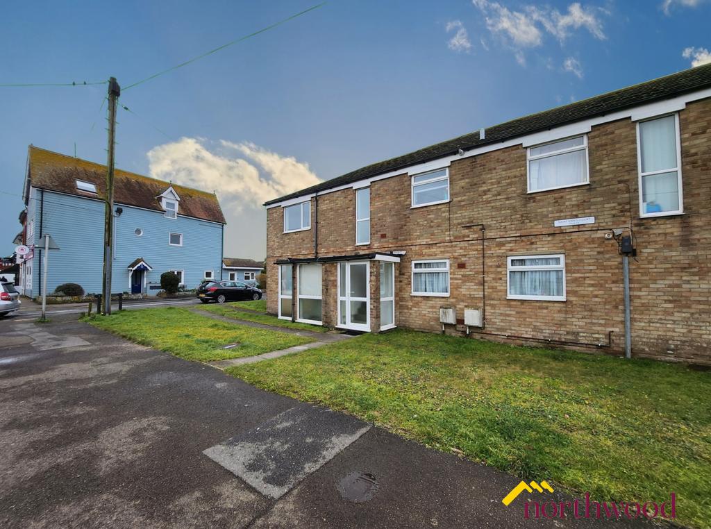 Eastbourne Road, Pevensey Bay, BN24 2 bed flat £995 pcm (£230 pw)