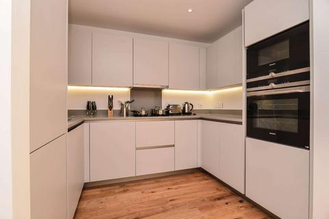 2 bedroom flat to rent, 196 Wornington Road, North Kensington, London