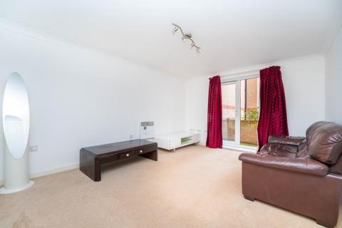 1 bedroom flat for sale, Ruislip Road East, UB6