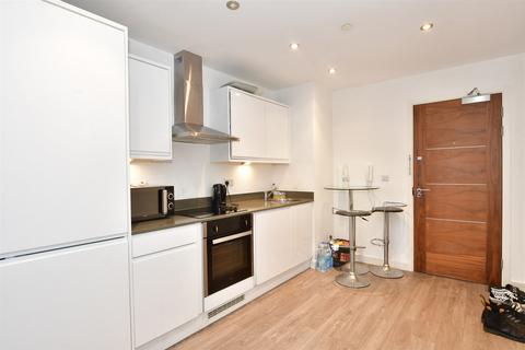 1 bedroom apartment for sale, Perth Road, Ilford, Essex