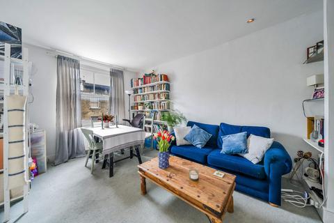Flat 4, 248 Battersea Park Road, London, SW11 3BP