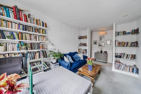 Flat 4, 248 Battersea Park Road, London, SW11 3BP