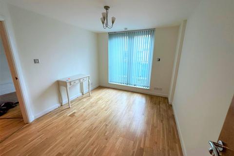 2 bedroom flat to rent, Platinum House Lyon Road, Harrow, Middlesex, HA1 2EX