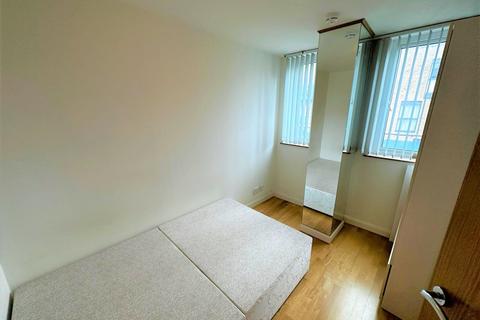2 bedroom flat to rent, Platinum House Lyon Road, Harrow, Middlesex, HA1 2EX