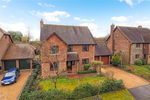 3 Bishops View, Four Marks, Alton, GU34 5HA
