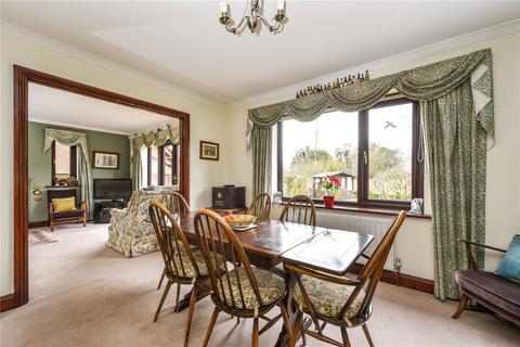 3 Bishops View, Four Marks, Alton, GU34 5HA