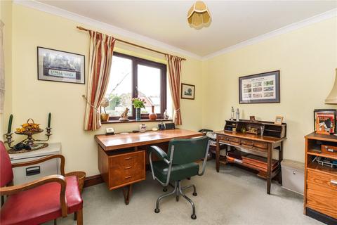 3 Bishops View, Four Marks, Alton, GU34 5HA