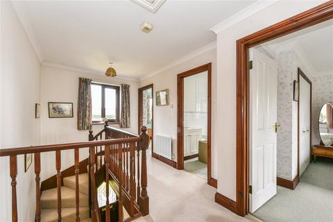 3 Bishops View, Four Marks, Alton, GU34 5HA