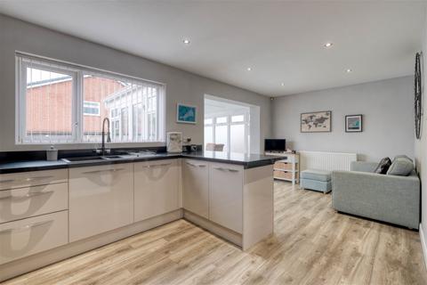 30 The Flats, Bromsgrove, B61 8LE