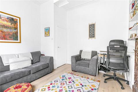 1 bedroom apartment to rent, Disraeli Road, Putney, SW15