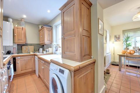 2 bedroom semi-detached house to rent, Coombe Terrace, Hambleden