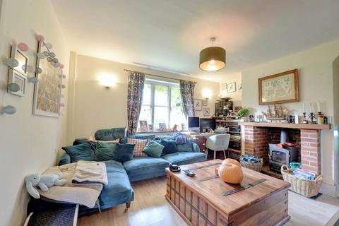 2 bedroom semi-detached house to rent, Coombe Terrace, Hambleden