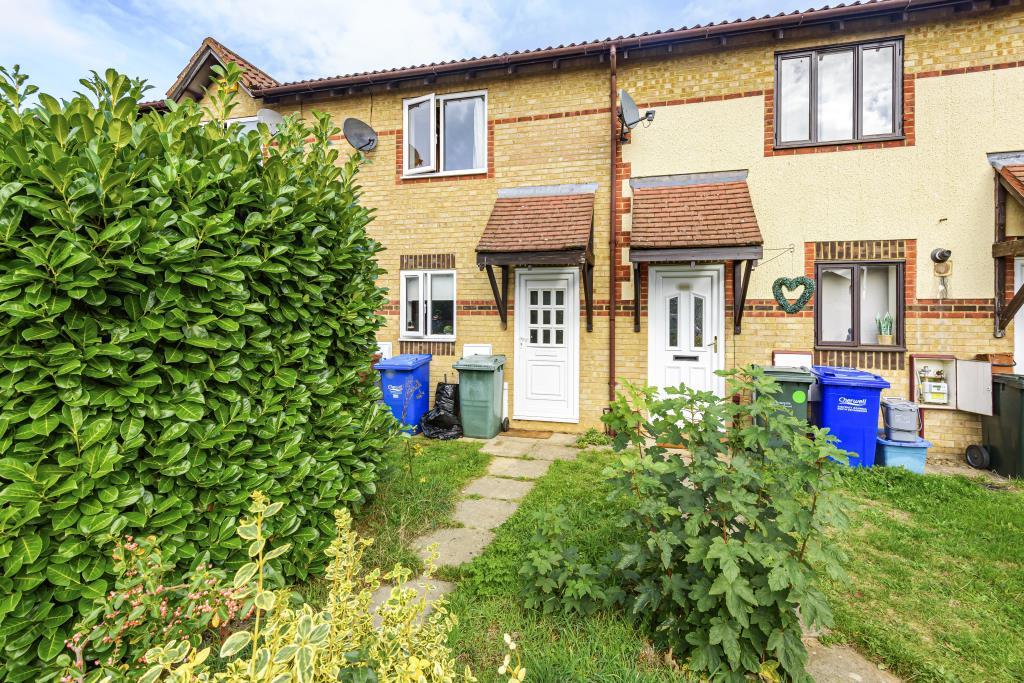 Southwold, Bicester, Oxfordshire, 2 bed terraced house £250,000