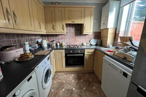 8 Highfield Grove, Corby, NN17 1EW