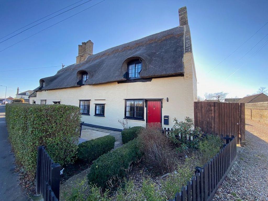 Townsend, Soham, ELY, Cambridgeshire... 4 bed semidetached house £