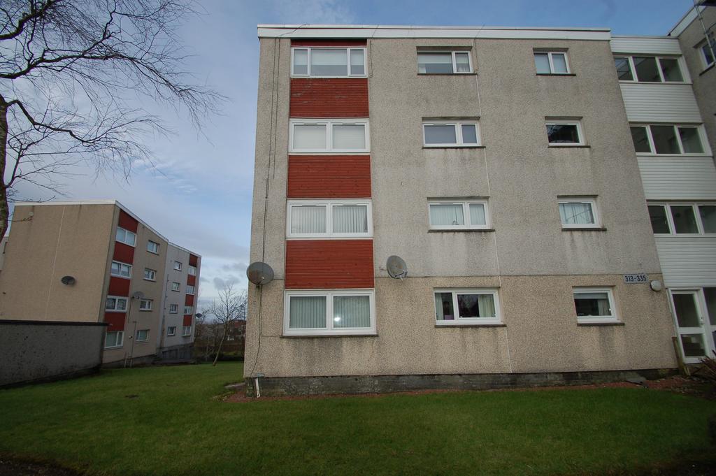 Mallard Crescent, East Kilbride G75 2 bed flat £550 pcm (£127 pw)