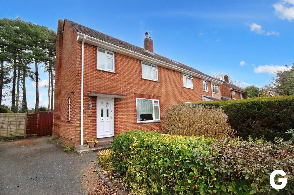 Shackleton Square, Bransgore... 3 bed semidetached house for sale £