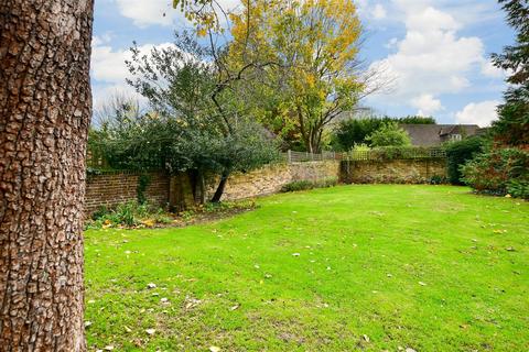 33 Maresfield, Croydon, CR0 5UA