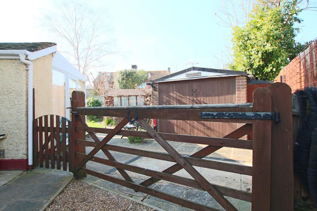 House in Southampton - View 3