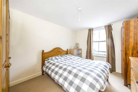 1 bedroom flat to rent - Endlesham Road, London, SW12