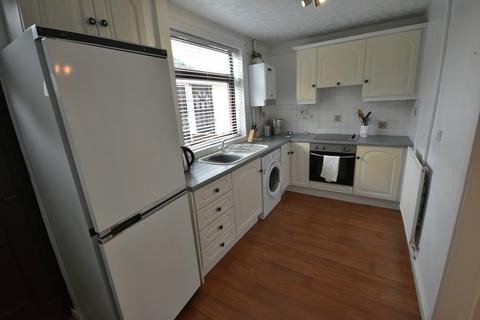 3 bedroom semi-detached house for sale - Cefn Dre, Wrexham, LL13